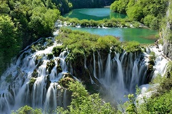 scenic trip to Plitvice Lakes National Park