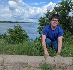 picture by Lake Menomin during the first week of classes, Fall 2021